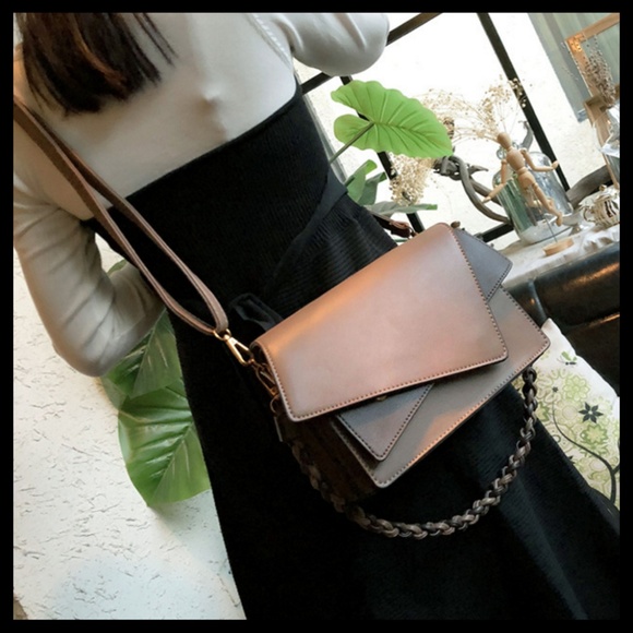 NEW CANNES Crossbody - Picture 4 of 7